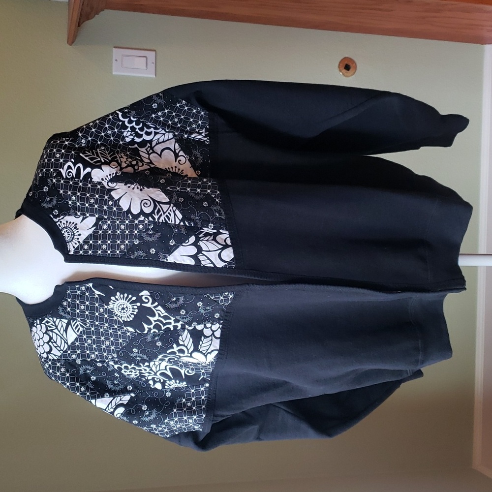 Black and White Women's Cardigan
